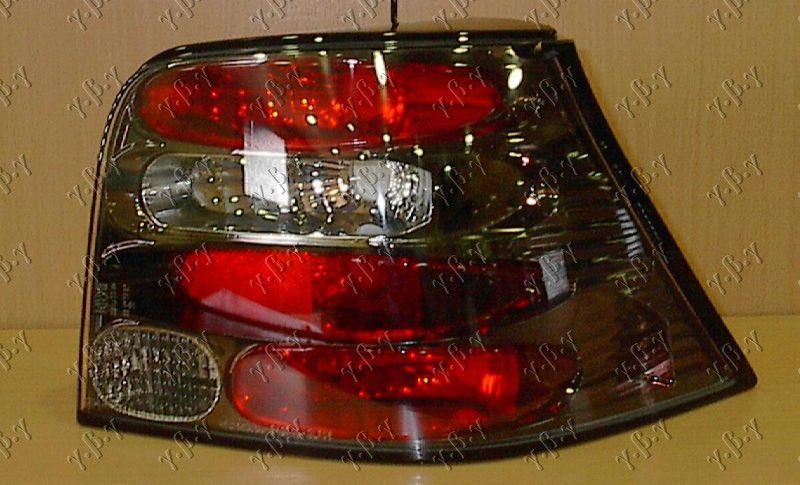 Štop lampa zatamnjena set (LEXUS)