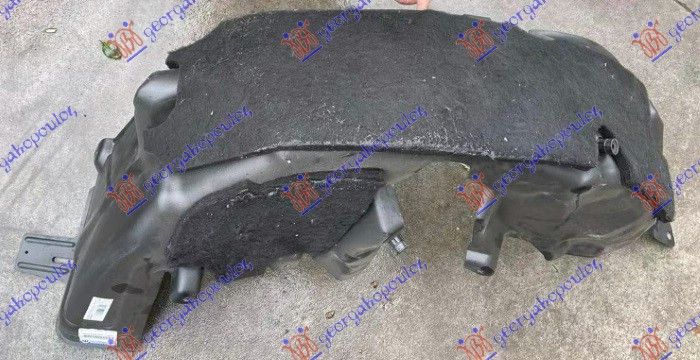 Zadnji unutrašnji blatobran)  plastični
