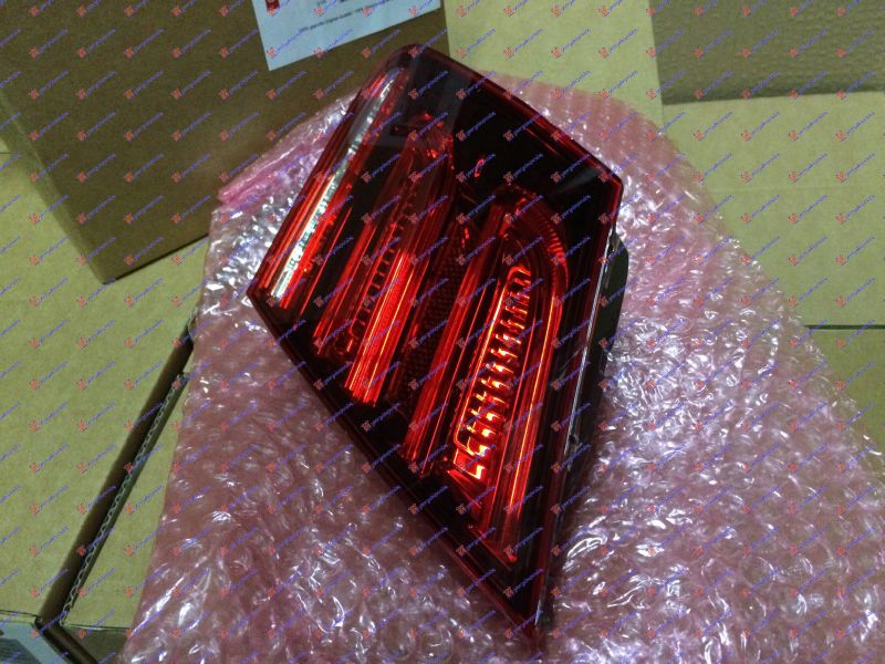 Štop lampa unutarnja full LED (CRNA BAZA) (ULO)