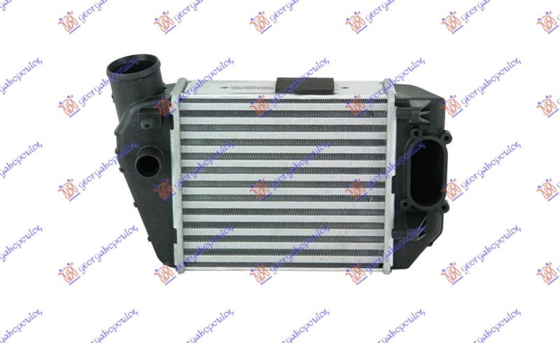 Hladnjak interkulera 1.8 t (140KW) benzin (215X195X65) desni